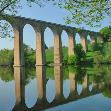 Le Vigeant Hotel Du Viaduc المظهر الخارجي الصورة